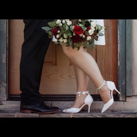 COPY - NWT Pointed Toe Pumps Shoes with Pearl 3.54”, MULTI SIZES AVAILABLE! Nev… - Picture 10 of 15